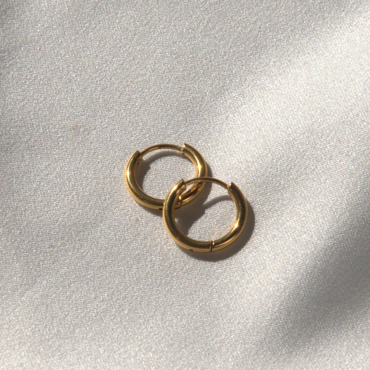 Plain Small Hoops